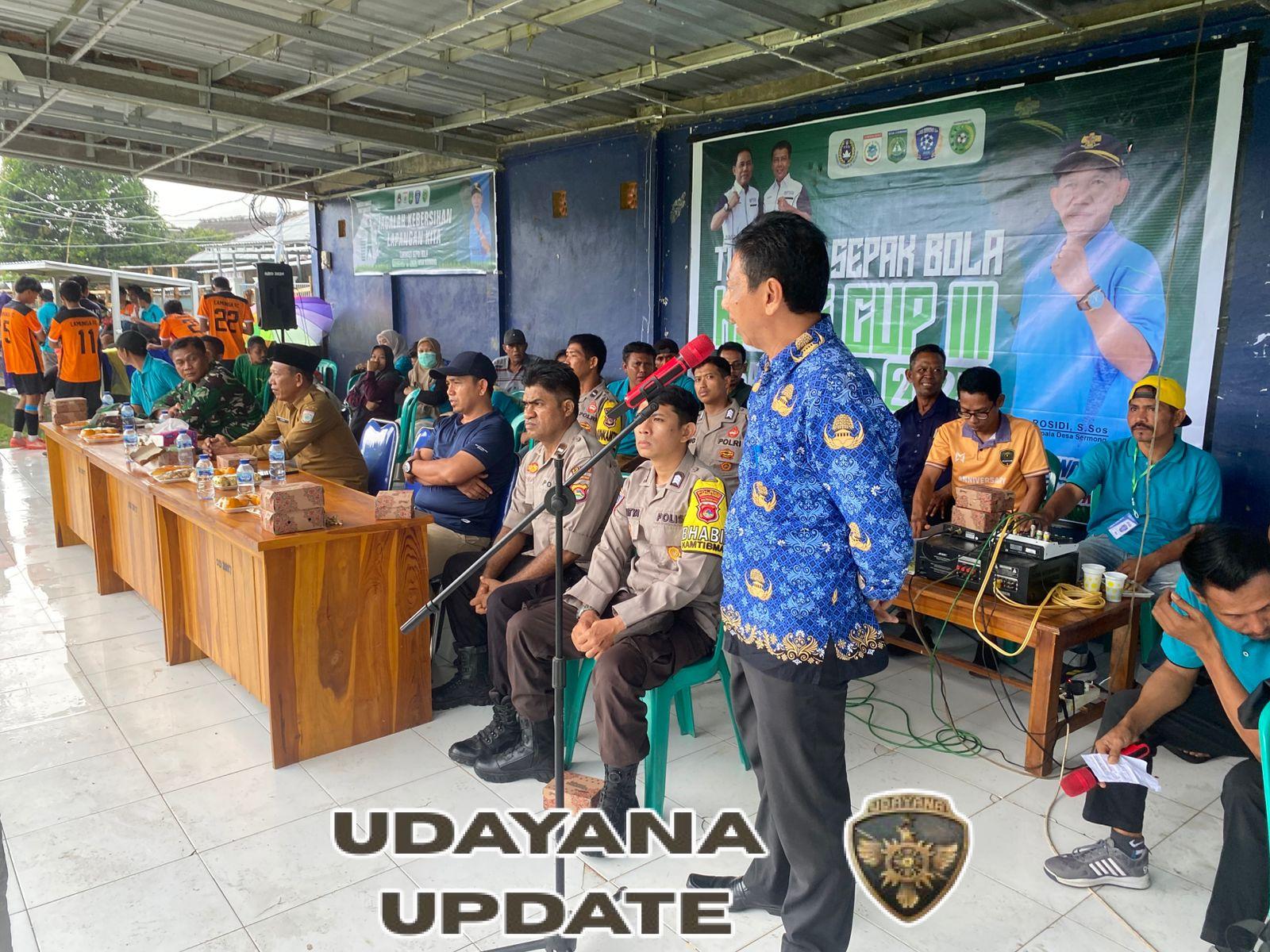 Camat Taliwang Buka Turnamen Sepak Bola Kades Cup III, Warga Sermong Antusias Hadirv