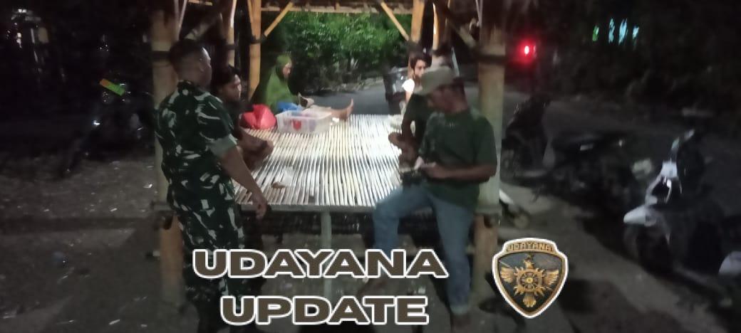 ‎Kolaborasi Babinsa dan Pemuda Pandan Wangi Perkuat Kamtibmas di Dusun Montong Batu Bawi