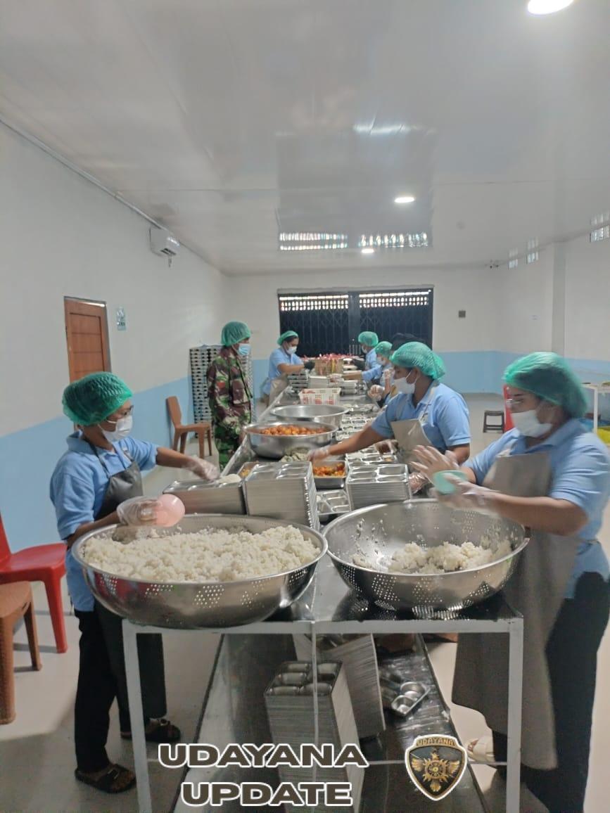 Babinsa Koramil 1627-01/Ba’a Dukung Suksesnya Program Makanan Bergizi Gratis di Rote Ndao