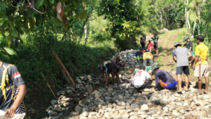 Desa Rado Dapat Sentuhan TMMD, Kodim 1612/Manggarai Laksanakan Pemasangan Telford
