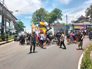 Tiga Pilar Di Semarapura Kauh Bersatu Gelar Pengamanan Upacara Pitra yadnya