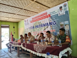 Babinsa Rindi Umalulu Hadiri Musrembangdes Desa Patawang Tahun 2025