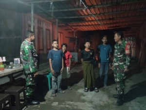 Babinsa Bersama Pokmas Desa Pratim Gelar Patroli pantau titik rawan di desa