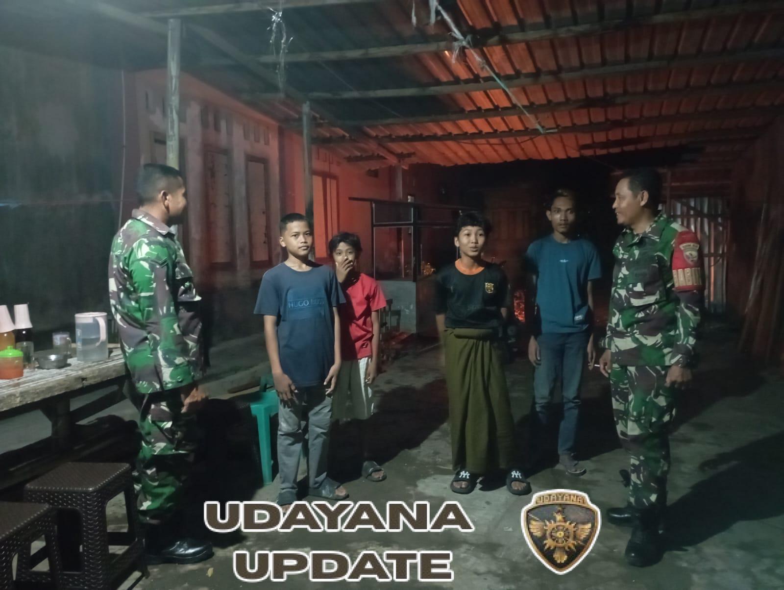 Babinsa Bersama Pokmas Desa Pratim Gelar Patroli pantau titik rawan di desa