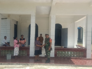 Kasih Agape dalam Kedamaian, Babinsa Kawal Ibadah Minggu di Gereja Shalom Mok Dale