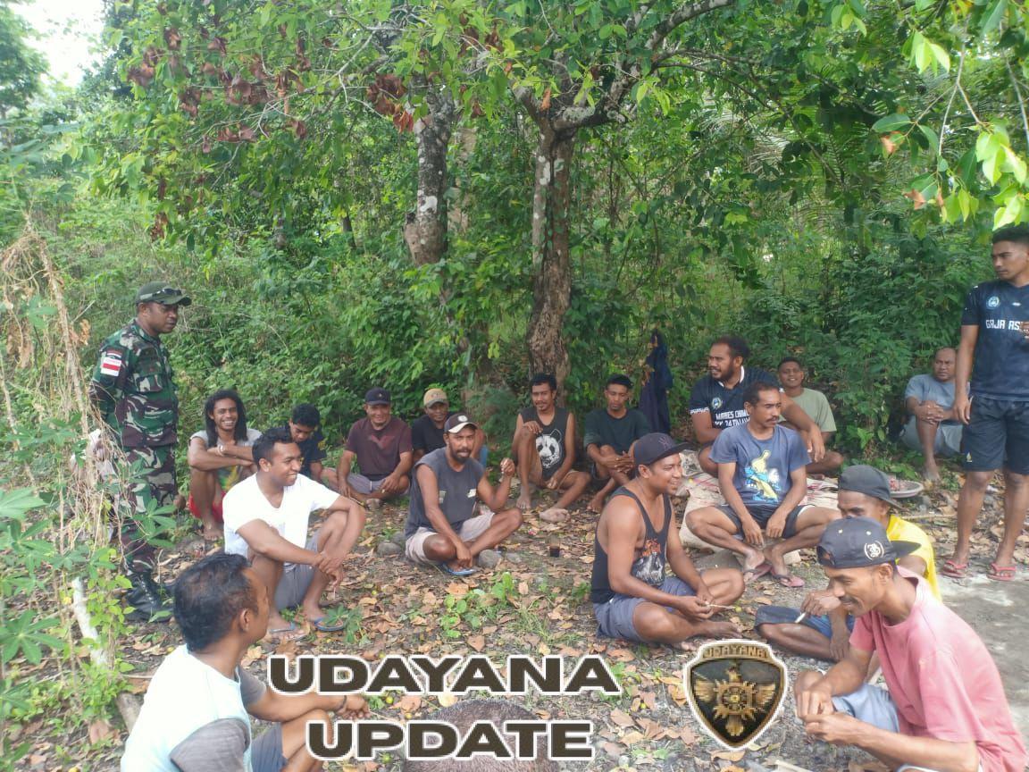 Sertu Muhajir Moka Ajak Pemuda Dulolong Perkuat Sinergitas dengan TNI