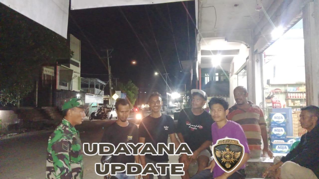Babinsa Desa O’O Ajak Warga Perkuat Keamanan Lewat Ronda Malam