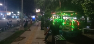 Babinsa Koramil 1628-01/Taliwang Gelar Patroli Malam, Jaga Keamanan dan Ketertiban Wilayah