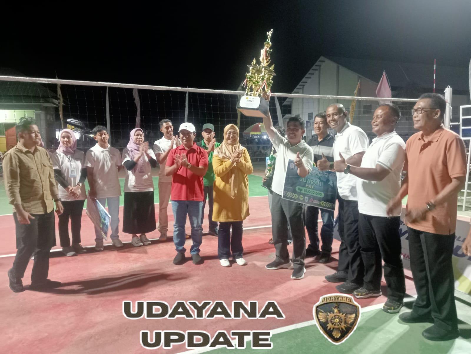 Dandim 1628/SB Apresiasi Sportivitas Atlet pada Penutupan Open Turnamen Voli KSB ke-24