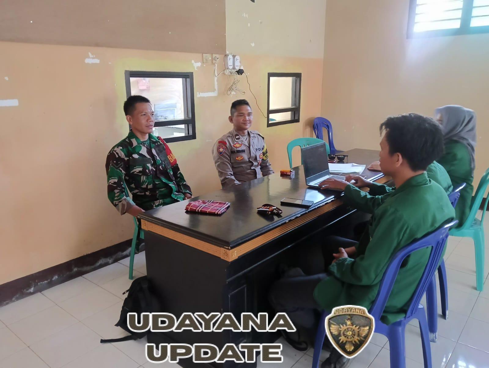 Bangun Sinergi, Babinsa Wanasaba Gelar Komsos Bersama Mahasiswa KKN