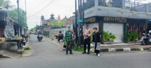 Aparat Keamanan Di Desa Paksebali Amankan Prosesi Pengabenan Di Dusun Penijoan