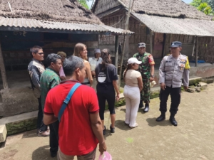 Babinsa Desa Landih Dampingi Penyerahan Bantuan Donasi Yayasan Relawan Bali kepada Lansia