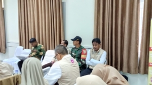 Babinsa Kelurahan Bugis Hadiri Pembukaan Lomba Penilaian Kinerja Desa dan Pendampingan Stunting di Sumbawa Barat