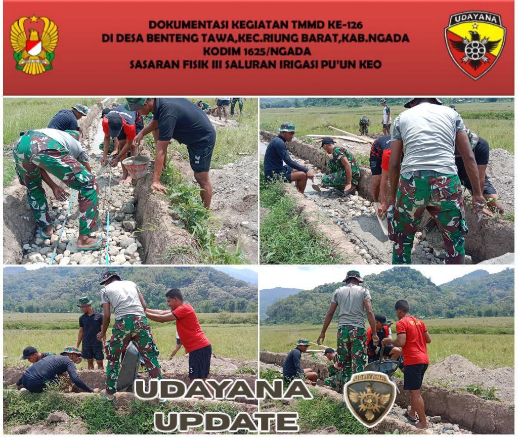 Hari ke-22 TMMD ke-126 Kodim 1625/Ngada, Satgas Lanjutkan Pengecoran Saluran Irigasi Puun Keo