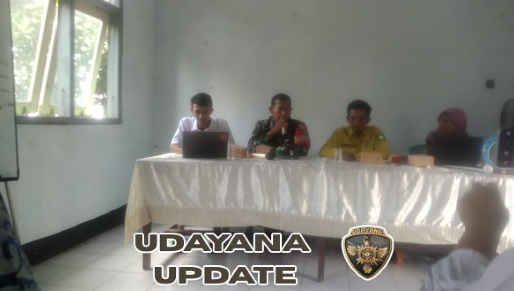 ‎Babinsa Desa Stowe Brang Dukung Sosialisasi Penurunan Harga Pupuk Subsidi di Kecamatan Utan