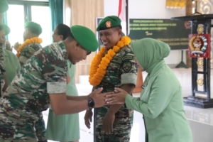 Kodim Klungkung Gelar Wisuda  Purna Tugas,  Peltu Aldikson 33 Tahun Pengabdian