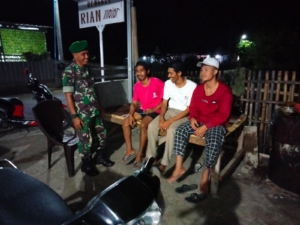 Serda Bukhari Patroli Malam di Poto Tano, Ajak Warga Jaga Ketertiban Lingkungan