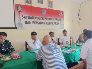 Babinsa Koramil Dawan Hadiri Rapat Penyamaan Persepsi Pembangunan Tanggul Sungai Candigara