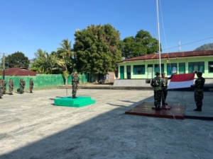 Upacara Mingguan Jadi Momentum  Peningkatan Tanggung Jawab Prajurit Kodim 1622/Alor