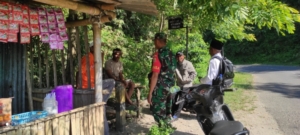 Wujudkan Kamtibmas, Babinsa Koramil 1602-02 Laksanakan Komsos dan Pamwil di Kelisamba