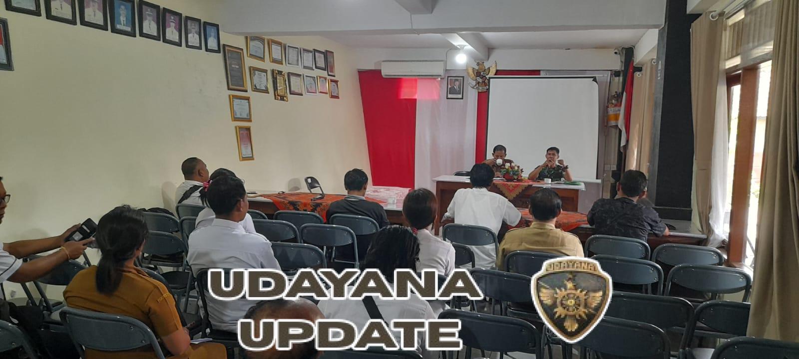 Percepat pembangunan Koperasi Merah Putih, Danramil 1623-02/Abang hadiri kegiatan rakor terkait penyediaan lahan.