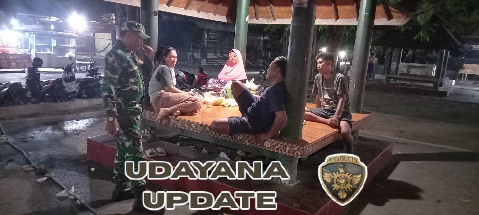 Waspadai Cuaca Ekstrem, Babinsa Titanadi Imbau Warga Tetap Siaga