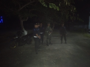 ‎Patroli Kongkow Babinsa Wujudkan Sinergi TNI dan Masyarakat di Pringgasela