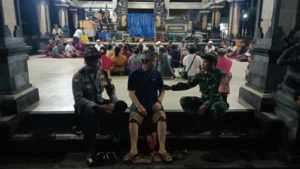 Babinsa Samplangan Hadiri Sosialisasi Pawai Budaya di Wantilan Pura Dalem Samprangan