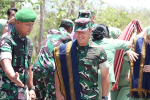Dandim 1629/SBD Terima Kunjungan Kerja Pangdam lX/Udayana, Mayjen TNI Piek Budiyakto