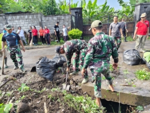 Letkol Sidik Pramono Turun Gunung Pimpin Kerja  Bhakti