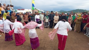 Semarak Sumpah Pemuda di Pulau Bungin: Danramil Alas Ikut Meriahkan Konser Apung dan Pentas Seni