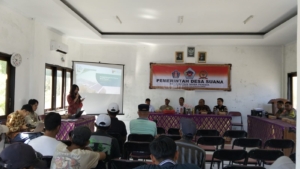 Hadiri Sosialisasi PT PLN Indonesia Power, Babinsa Suana Sebut Wahana Edukasi Masyarakat Terkait PLTS