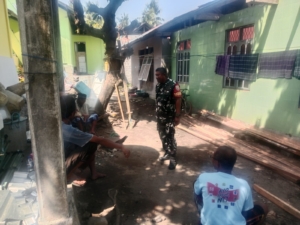 Sertu Ridwan Ali Laksanakan Komsos dan Pamwil di Kelurahan Kotaratu, Ende Utara