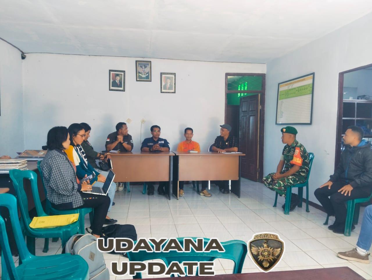 Wujud Kepedulian, Babinsa Koramil 1612-01/Ruteng Antar Pasien ODGJ ke Fasilitas Kesehatan