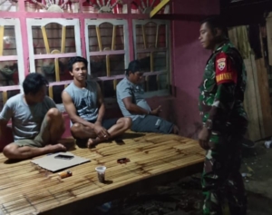 Hubungan Harmonis Warga Jadi Fokus Patroli Malam Babinsa Desa Sangiang