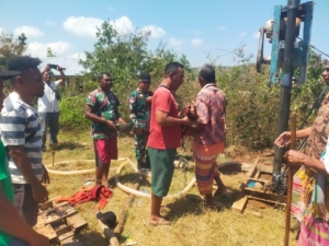 Kebersamaan TNI dan Rakyat Wujud Nyata di Oepoli