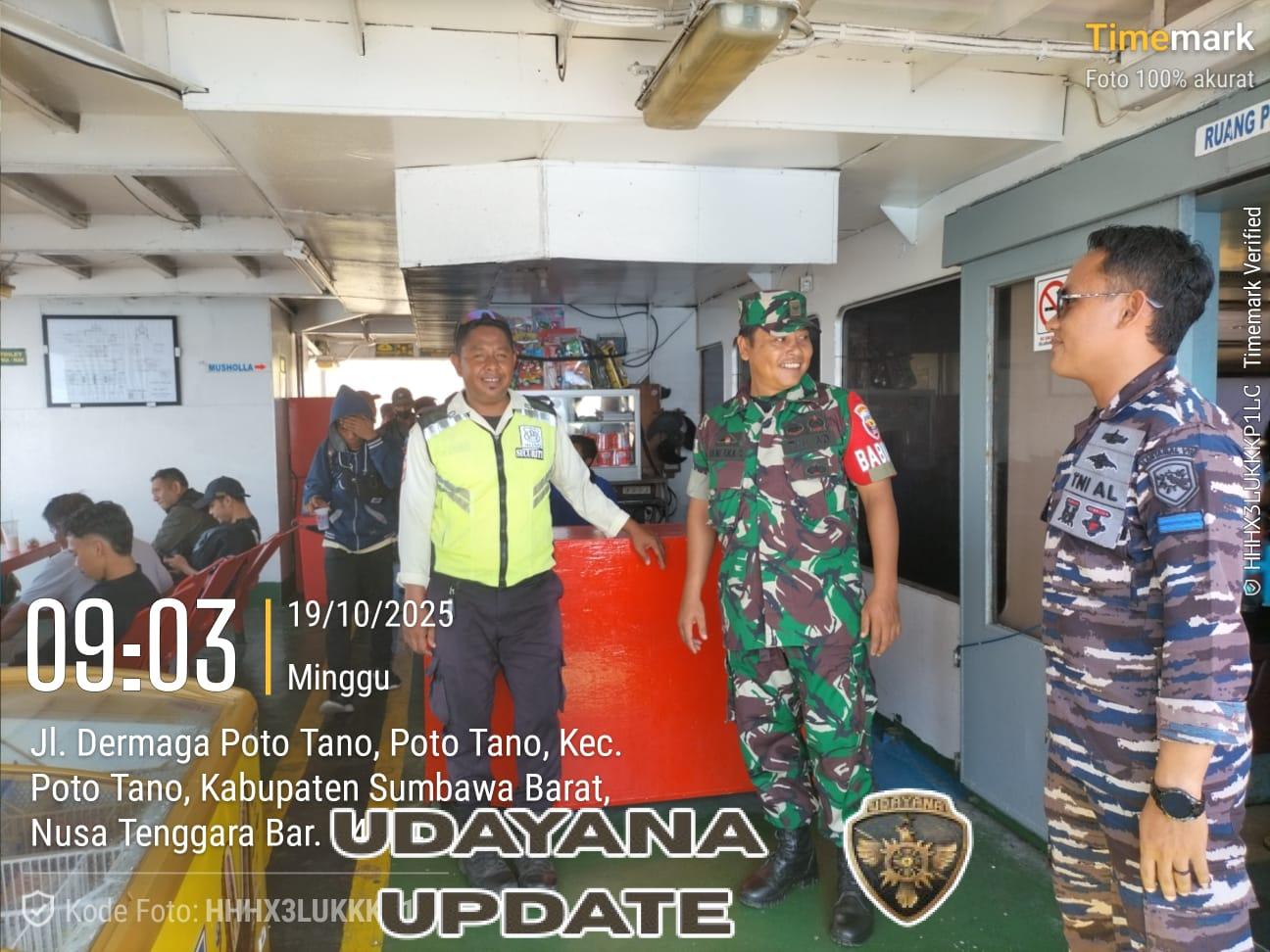 Babinsa Koramil 1628-04/Poto Tano Aktif Laksanakan Pengamanan di Pelabuhan