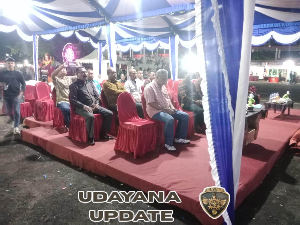 Babinsa Kodim 1602/Ende Bersama Forkopimda Sukseskan Penutupan Festival IKM Tahun 2025