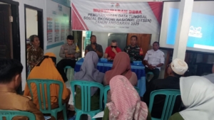 Sinergi Pemerintah Desa dan TNI, Babinsa Tamekan Dukung Pemutakhiran Data Sosial Ekonomi Nasional