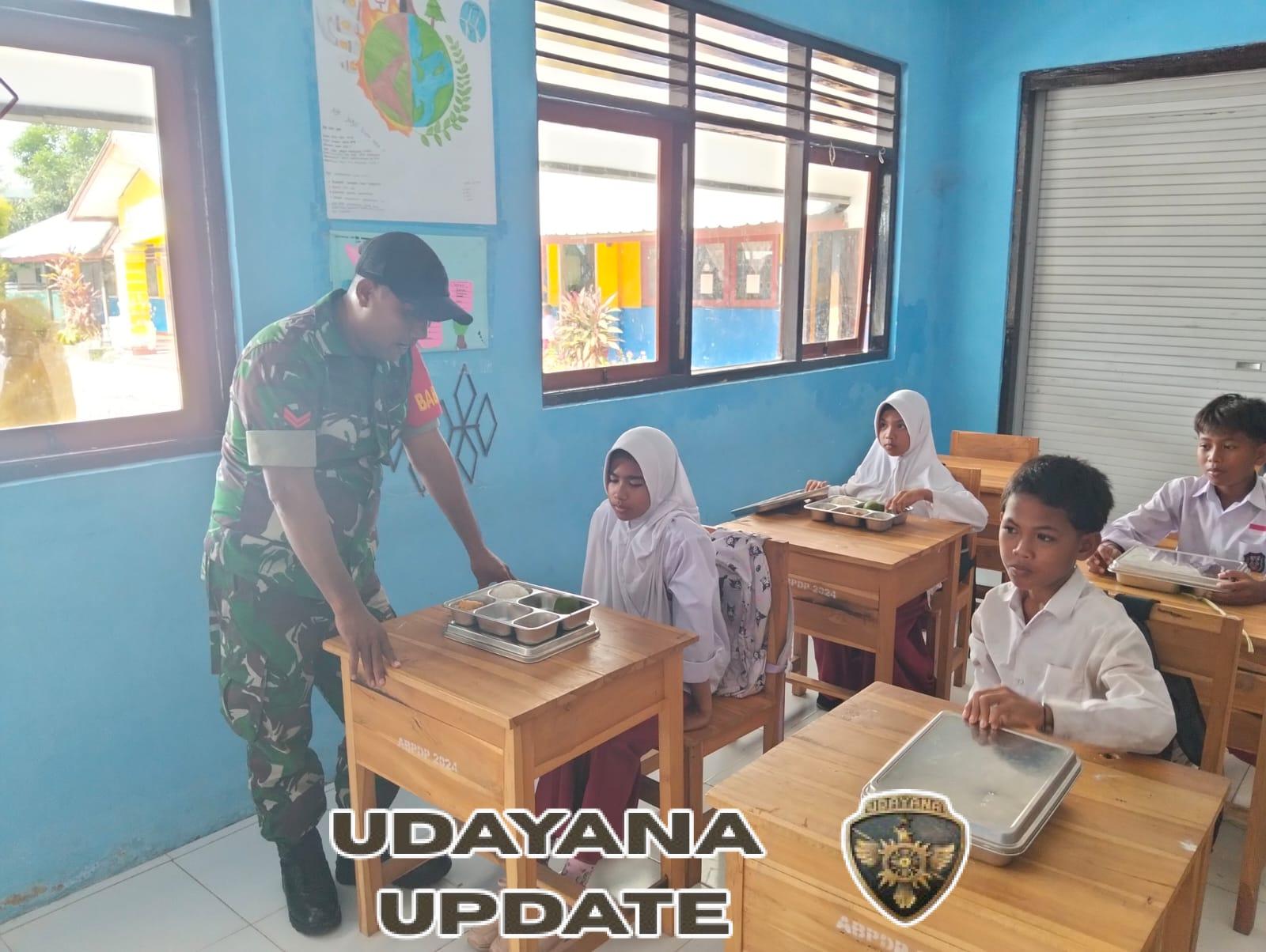 Koptu Agus Dermawan Pastikan Program MSG di SDN Goa Berjalan Lancar dan Aman