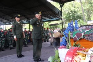 Kodim Klungkung Gelar Upacara Militer Perabuan Jenazah Almarhum  Wayan Lanus