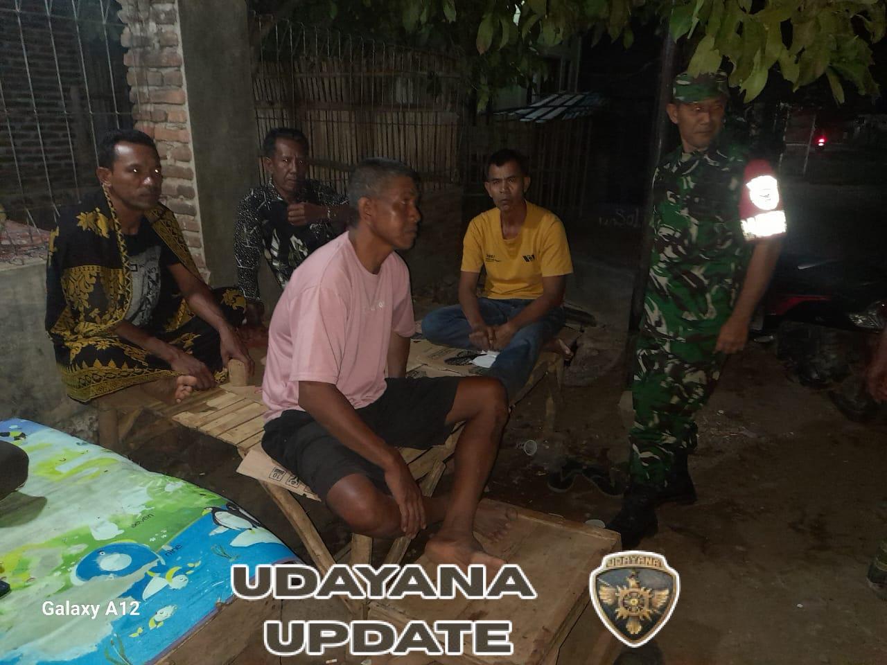 Serma Baharuddin Ajak Warga Desa Nggembe Aktif Jaga Ketertiban Malam Hari