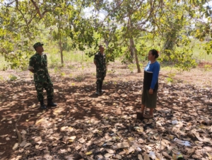 Kapten Inf Abdul Manan Cek Lokasi Sumur Bor Guna Atasi Kekurangan Air Bersih