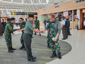 Kolonel Kadek Abriawan Lepas Brigjen Tojo Simanjuntak ke Jakarta