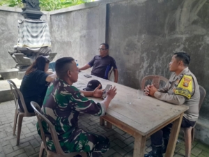 Sinergitas Aparat Kewilayahan Dan Pemdes Gelar Gotong Royong bersih Lingkungan