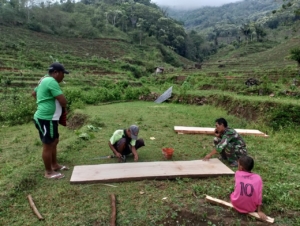 Gotong Royong Prajurit dan Rakyat Wujudkan Irigasi Tangguh di Beamese