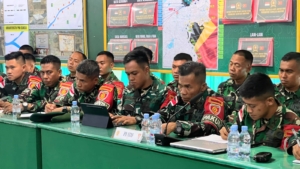 Satgas Pamtas Yonarmed 12 Kostrad Gelar Evaluasi Mingguan, Wujudkan Soliditas dan Profesionalisme Prajurit