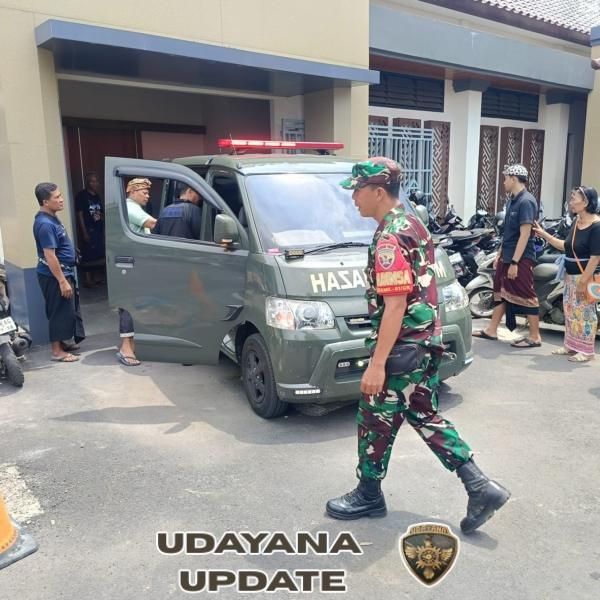 Sebagai Bentuk Penghormatan, Babinsa Tegal Tugu Kawal Proses Penitipan Jenazah Prajurit TNI Asal Gianyar