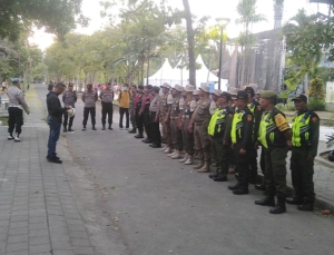 Babinsa Desa Sumerta Kelod Patroli Gabungan Guna Ciptakan Kamtibmas yang Kondusif