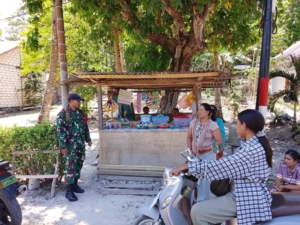 Babinsa Serda Yosua Kanaf Himbau Warga Vaksinasi Anjing Peliharaan